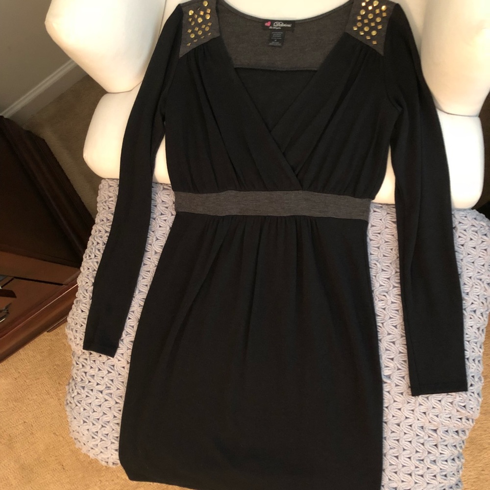 Long sleeve black dress ✨